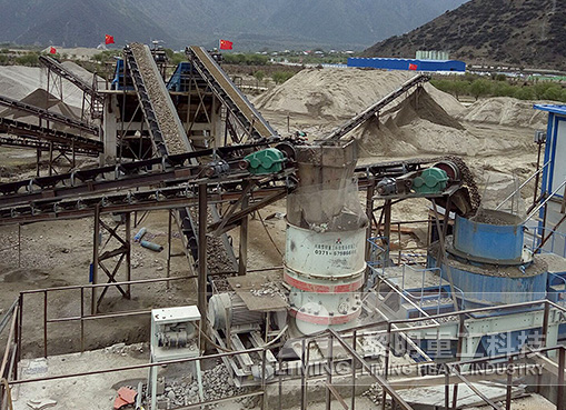西藏河卵石制砂生产现场