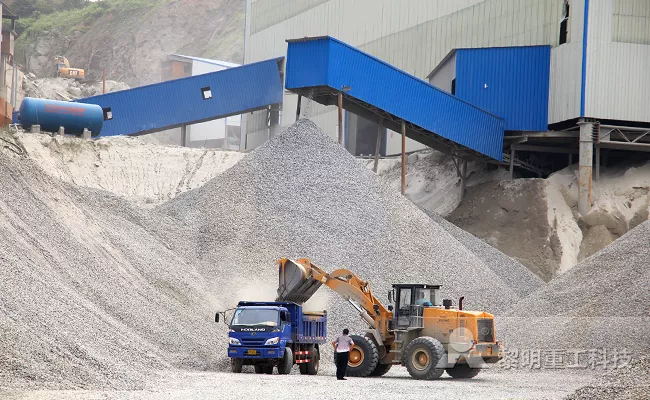 河南信阳时产1000吨碎石制砂生产线